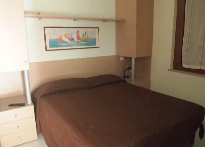 Vista Mare 3* Пинето